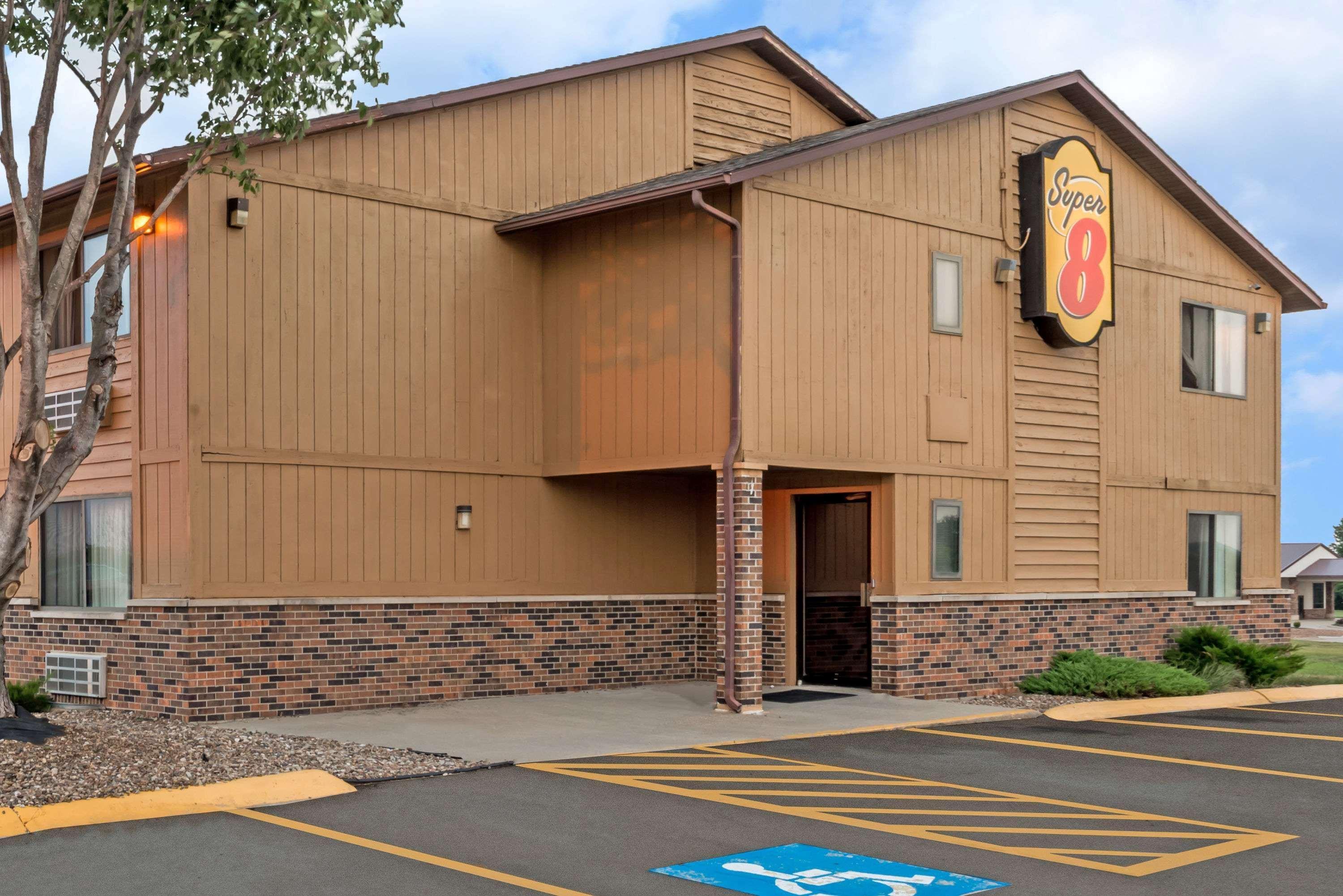 Super 8 By Wyndham Smithville Lake Exterior foto